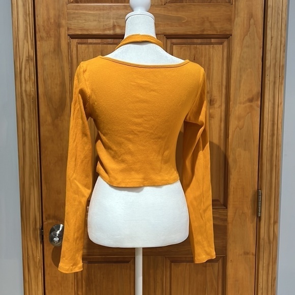 Bershka Fitted Long Sleeve Shirt Yellow - Picture 3 of 8